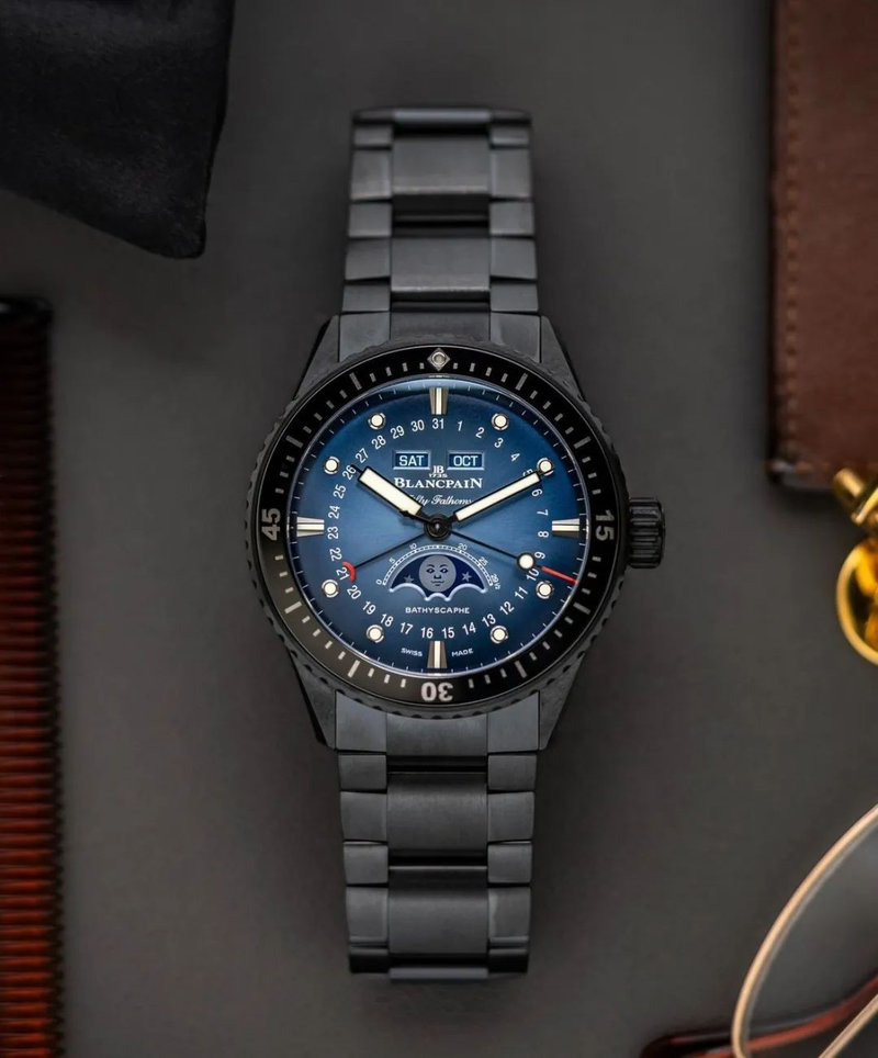 Graphics of ceramic watch chain dismantling methods