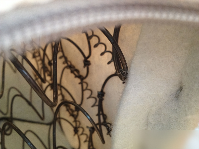 What's the average price of a brown mattress