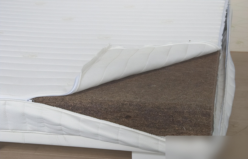 What's the average price of a brown mattress