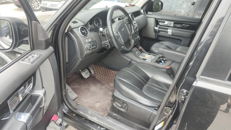 Rover found the price of a 4-year-old sand used car