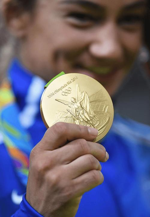 北京奥运金牌成本