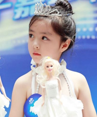 中分发型扎法步骤简单