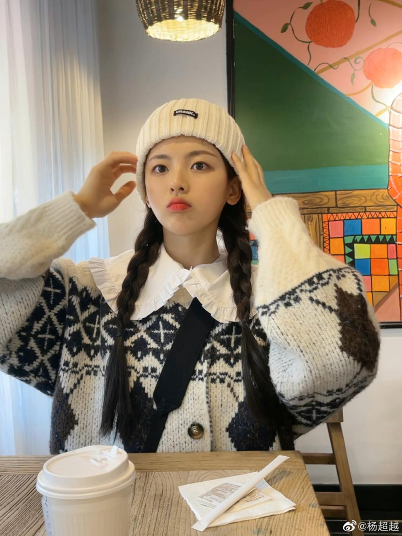 中分发型扎法步骤简单