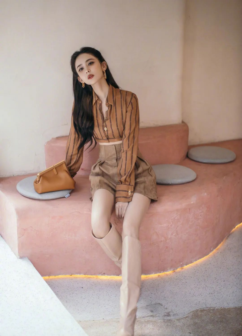 中分发型扎法步骤简单