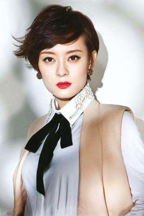 中分发型扎法步骤简单