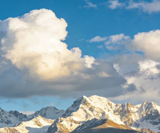 北疆旅游需多少钱