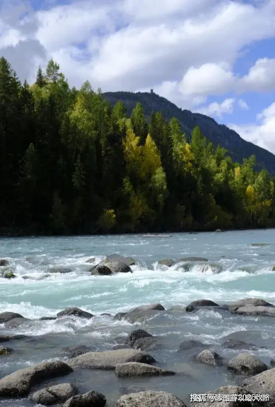 北疆旅游需多少钱