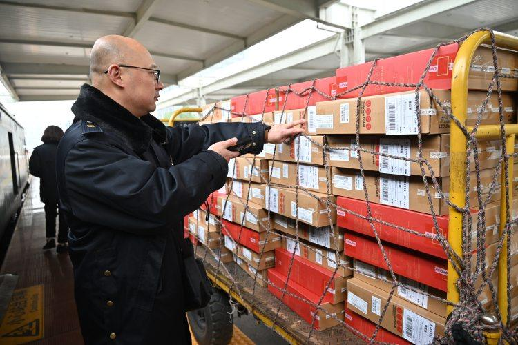 重庆航空运输特点