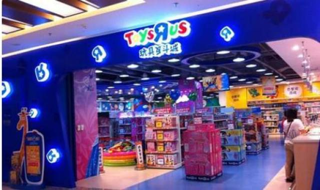 广告中玩具反斗城马 标价是699