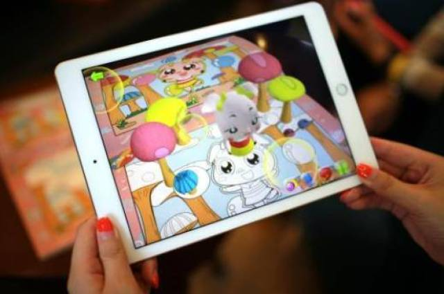 广告中玩具反斗城马 标价是699