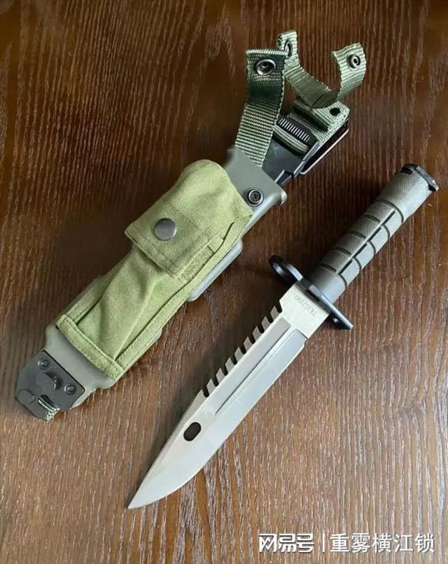 Predator's d80 knife price