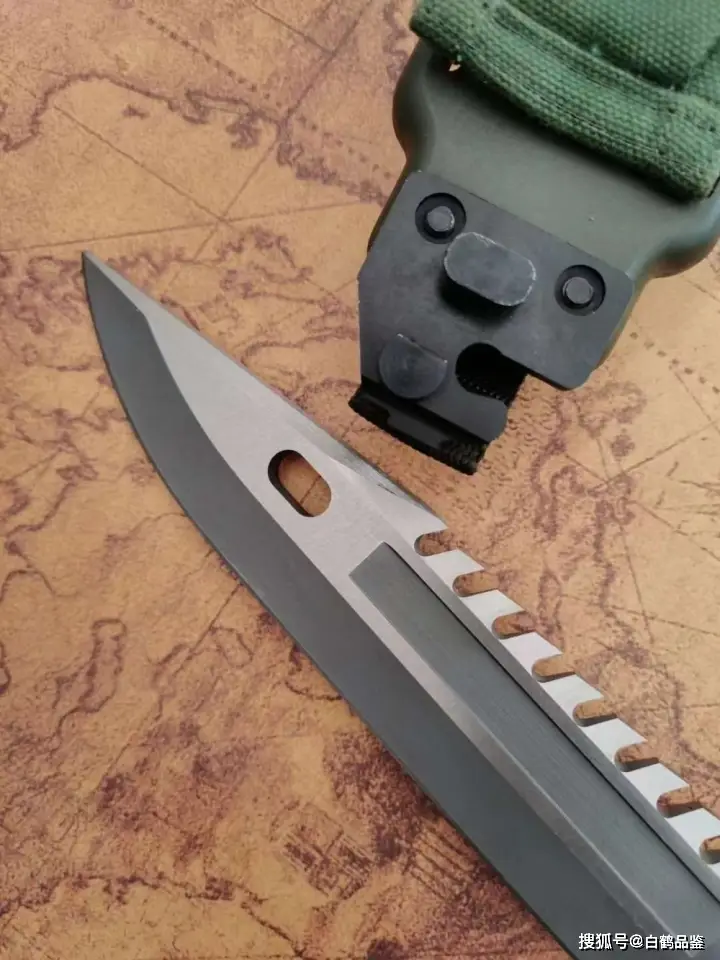 Predator's d80 knife price