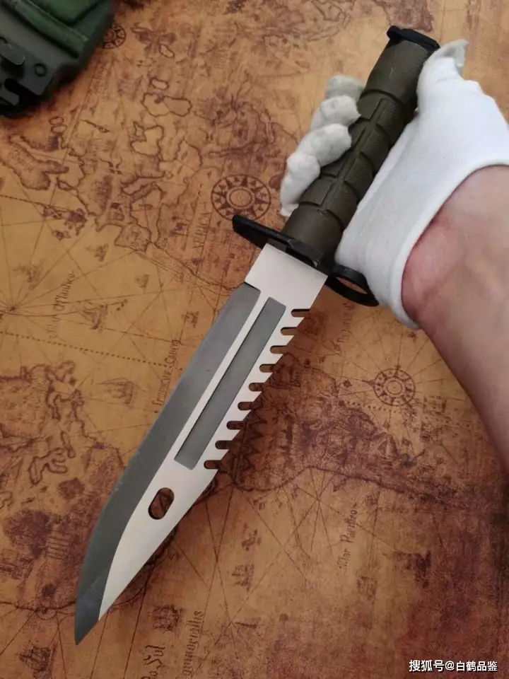 Predator's d80 knife price
