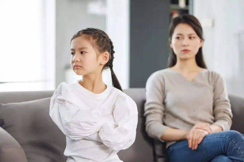 Characteristics of emotional change in adolescence