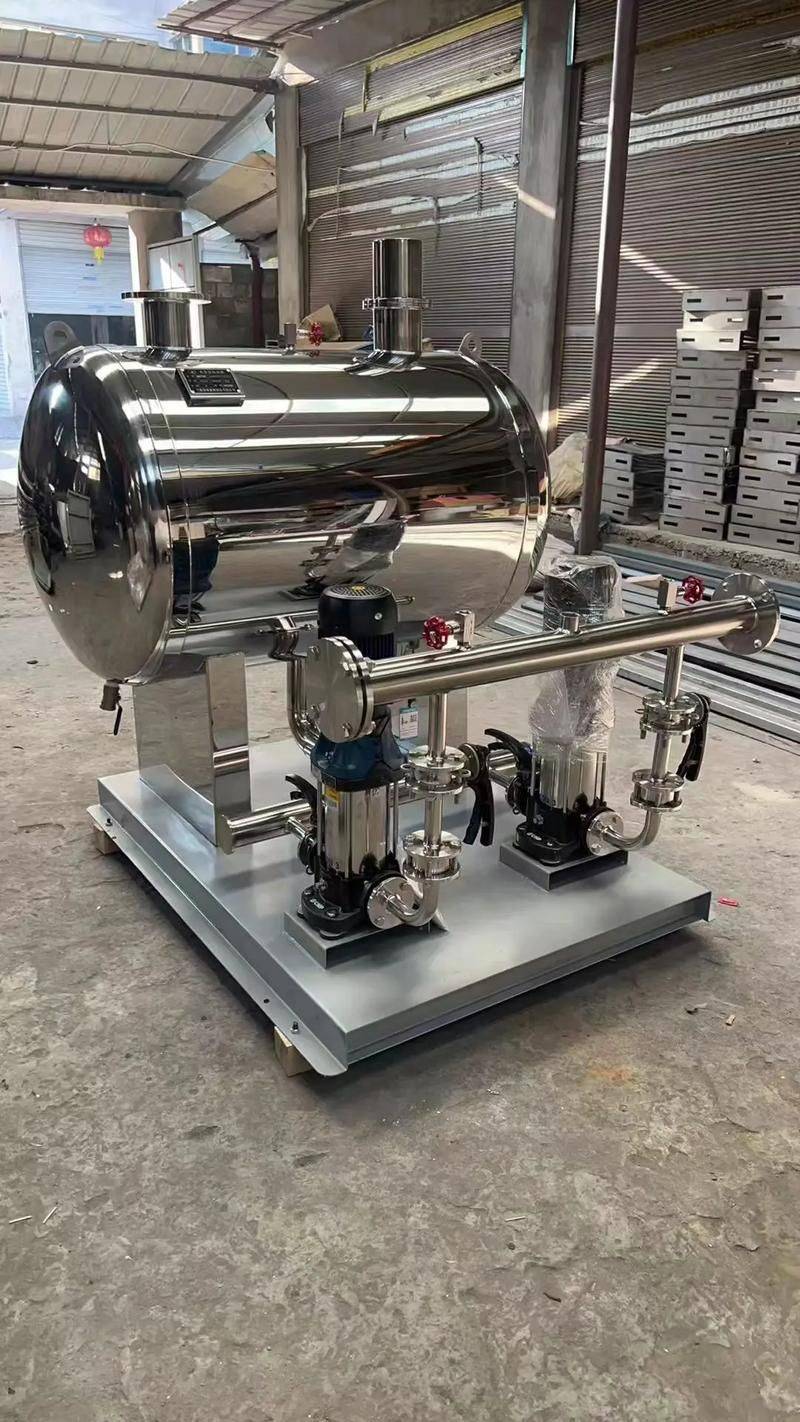 Activation of water facilities without negative pressure constant pressure
