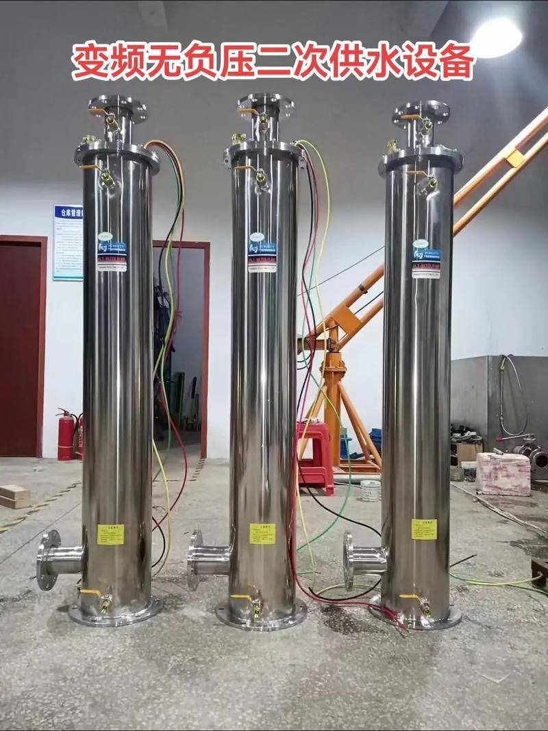 Activation of water facilities without negative pressure constant pressure