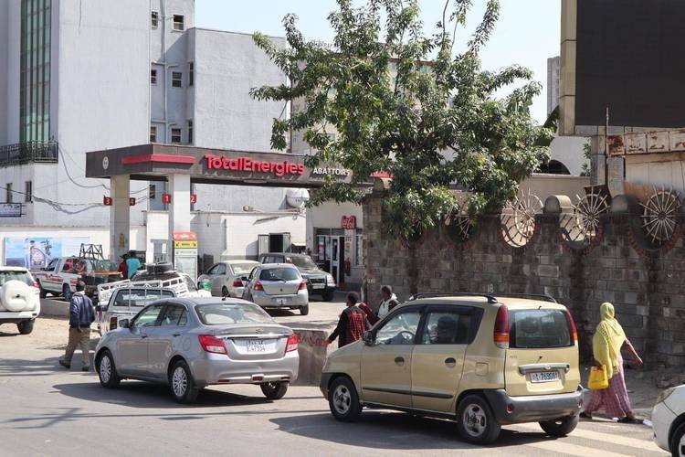 Commodity futures pricing