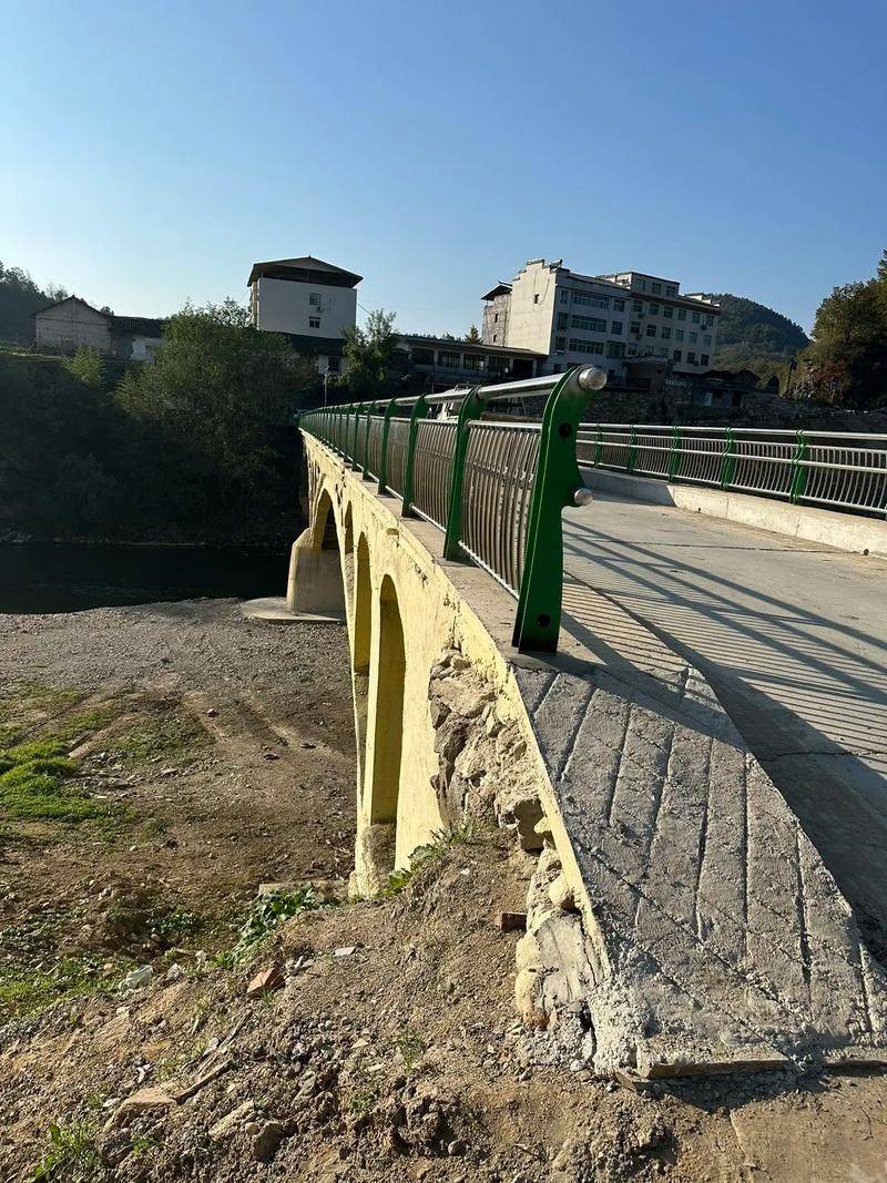 New technologies for bridge maintenance