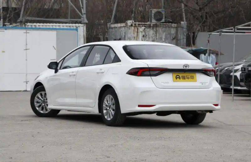 Carola, double-engine car cost