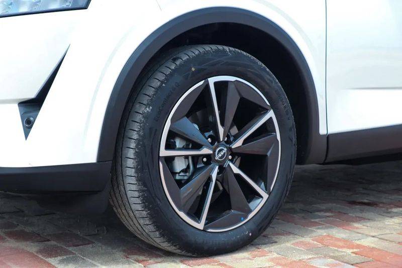 逍客行李架多少钱