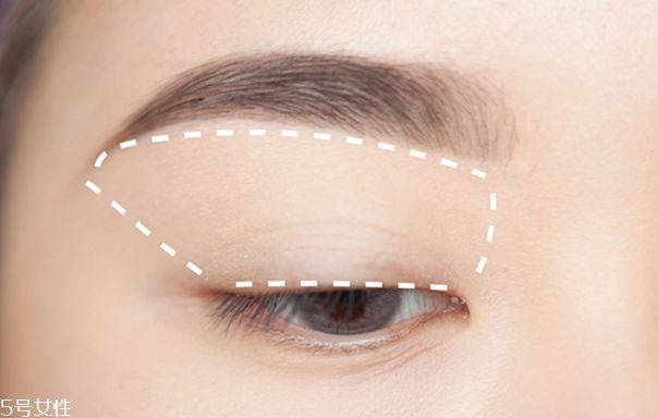 自然眼线的画法步骤图