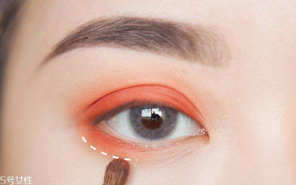 自然眼线的画法步骤图