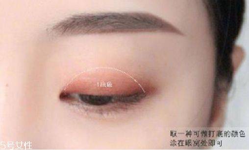 自然眼线的画法步骤图