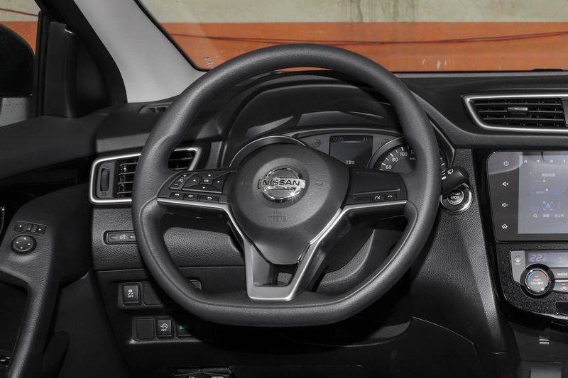 逍客行李架多少钱