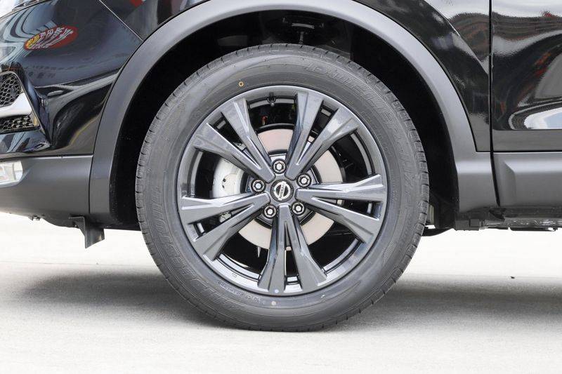 逍客行李架多少钱