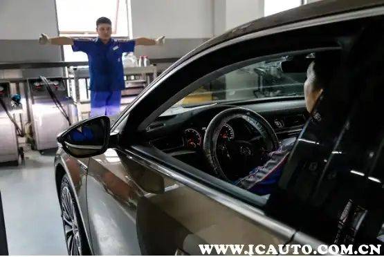 2026上海大众新帕萨特汽车电气系统维修手册