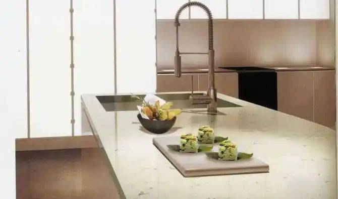 亚克力橱柜特点