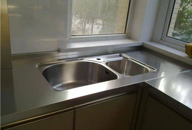 亚克力橱柜特点