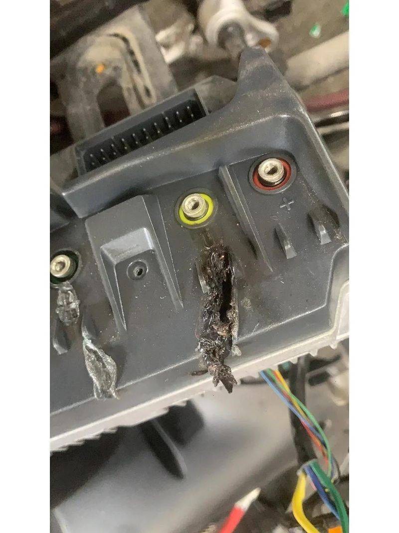 看图学汽车电控系统维修