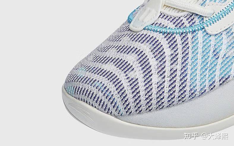 篮球鞋价格一般多少