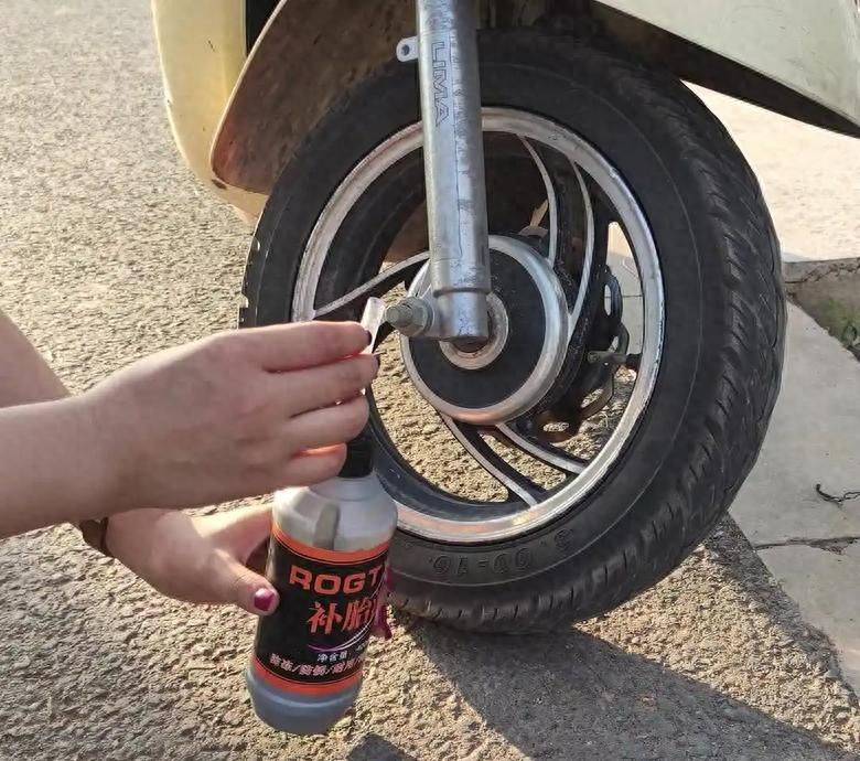 Full maintenance tools for electric vehicles