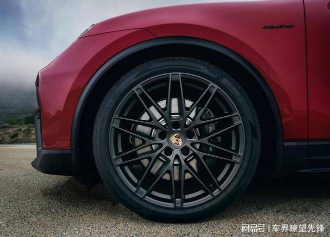 Porsche macan foreign sales