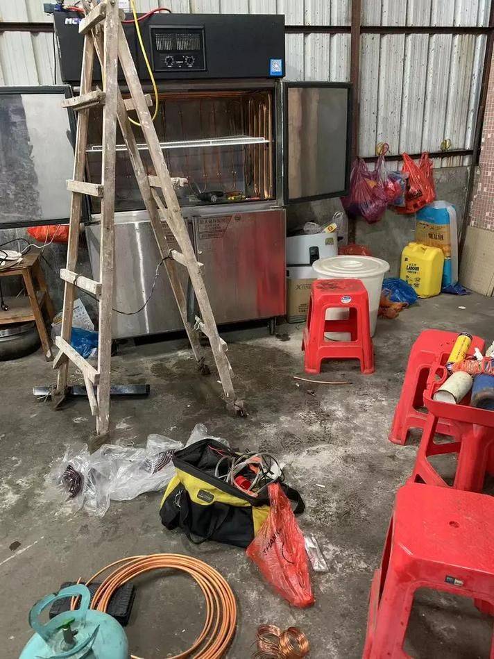 Telephones for the maintenance of the air conditioners in the east