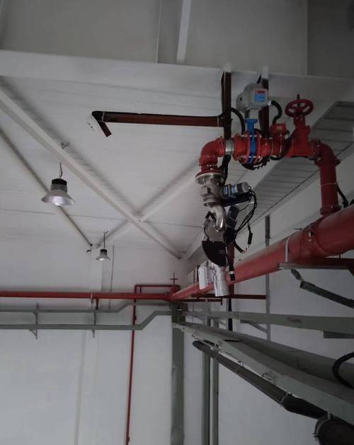 Maintenance equipment for firefighting equipment