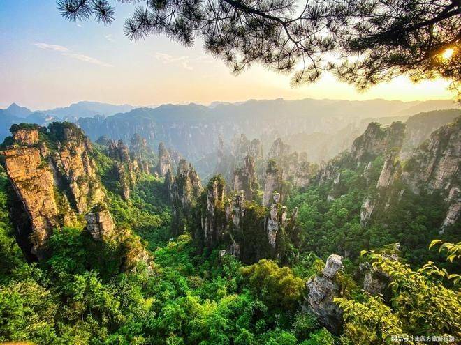 Zhang's sandstone peak forest