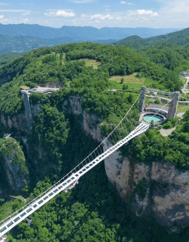 Zhang's sandstone peak forest