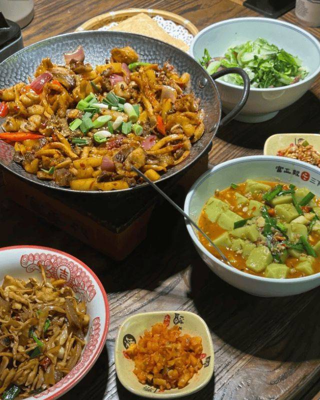 Zhang's sandstone peak forest