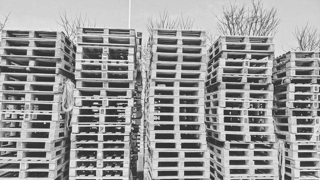 Iron track theoretical weight table and size