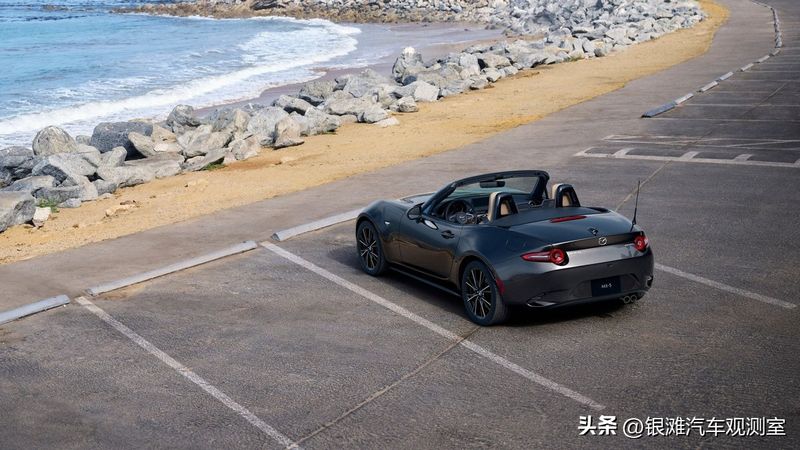 宝马跑车报价及图片