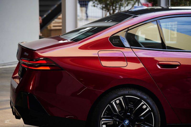 Bmw price and pictures