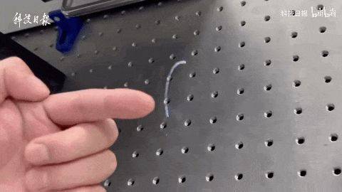 伪3d全息投影原理