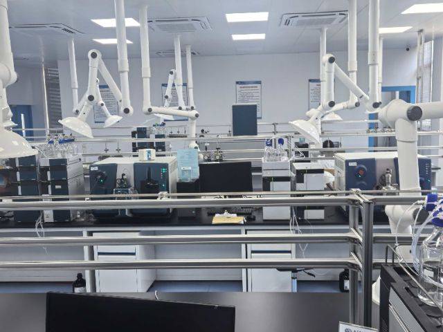 Deep access to industrial circuit board maintenance. Download