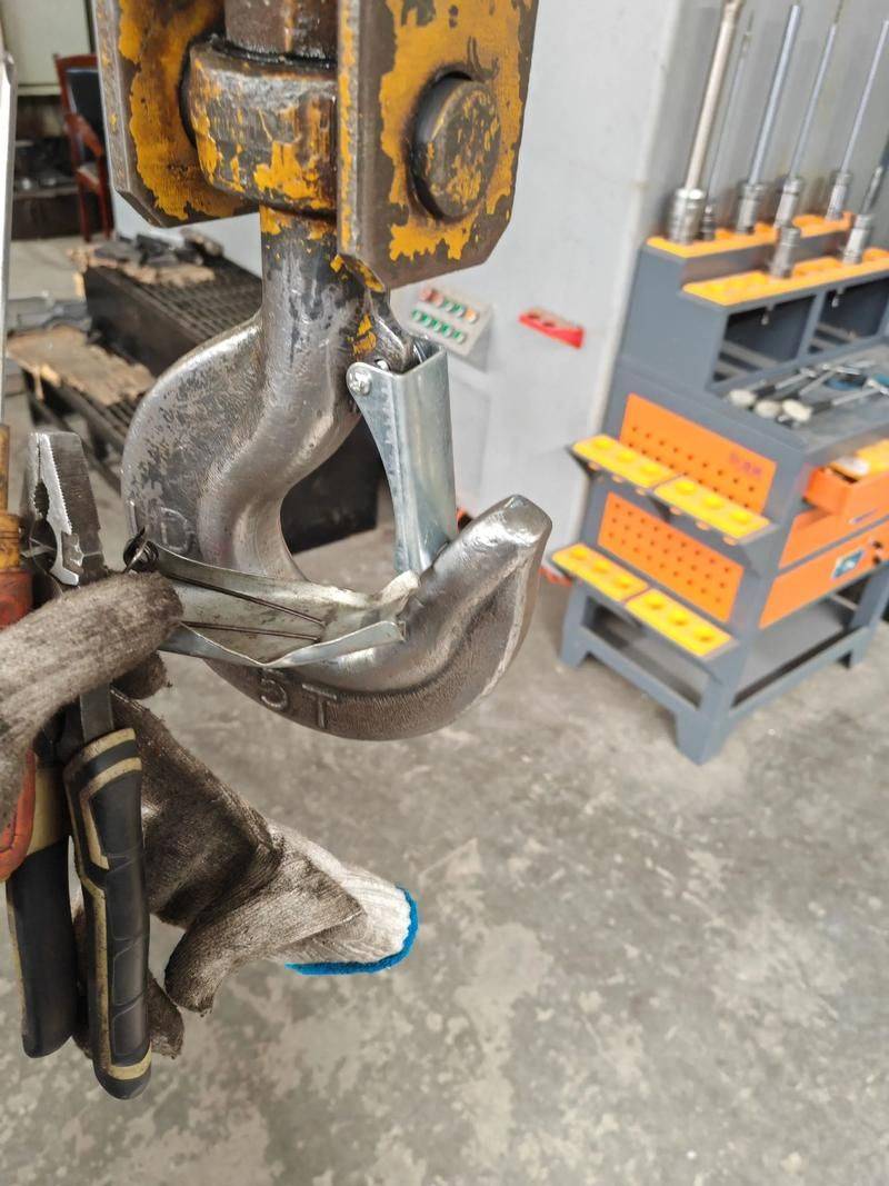 起重机维修保养单