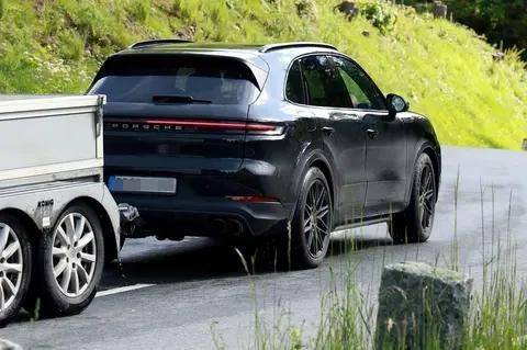 New porsche cayenne offer