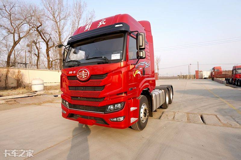 一汽青岛解放报价图片