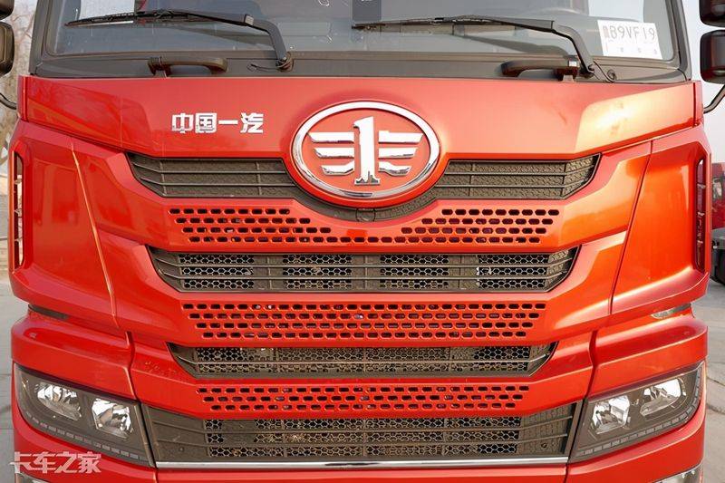 一汽青岛解放报价图片